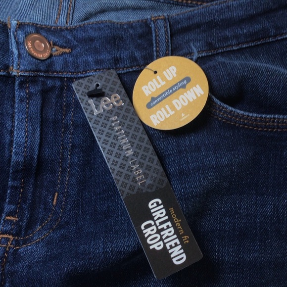 Lee Womens Modern Fit Dark Wash Girlfriend Crop Jeans Size 12M-Irregular - Picture 7 of 10